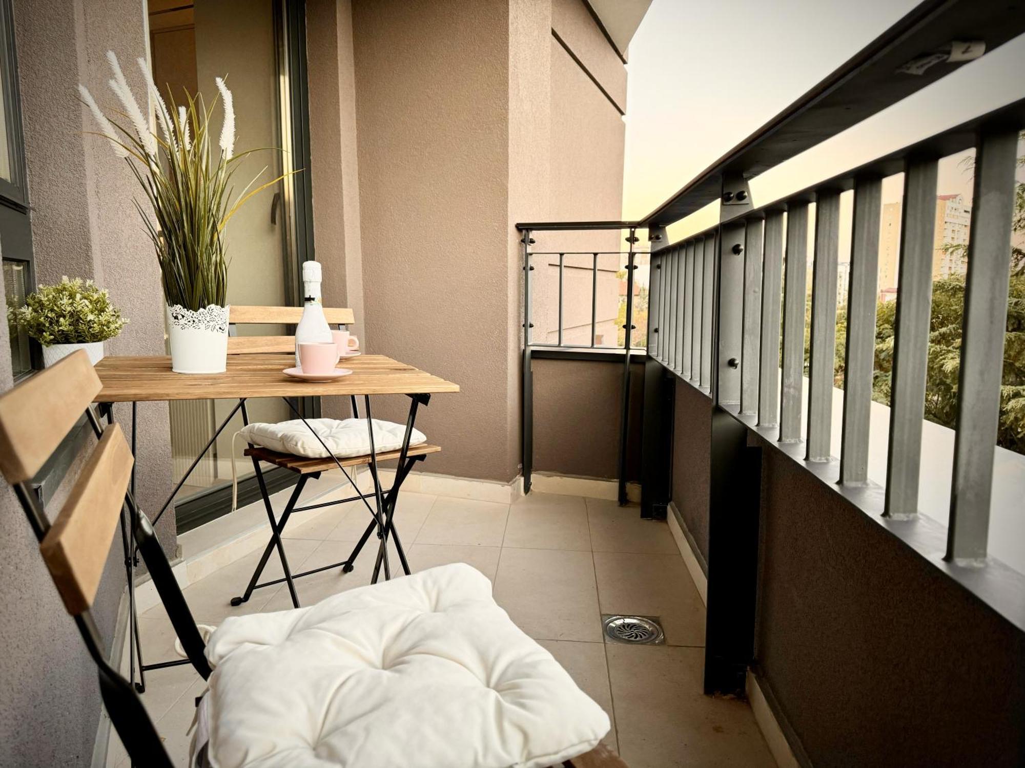 Maria Luxury Apartment Skopje Eksteriør billede