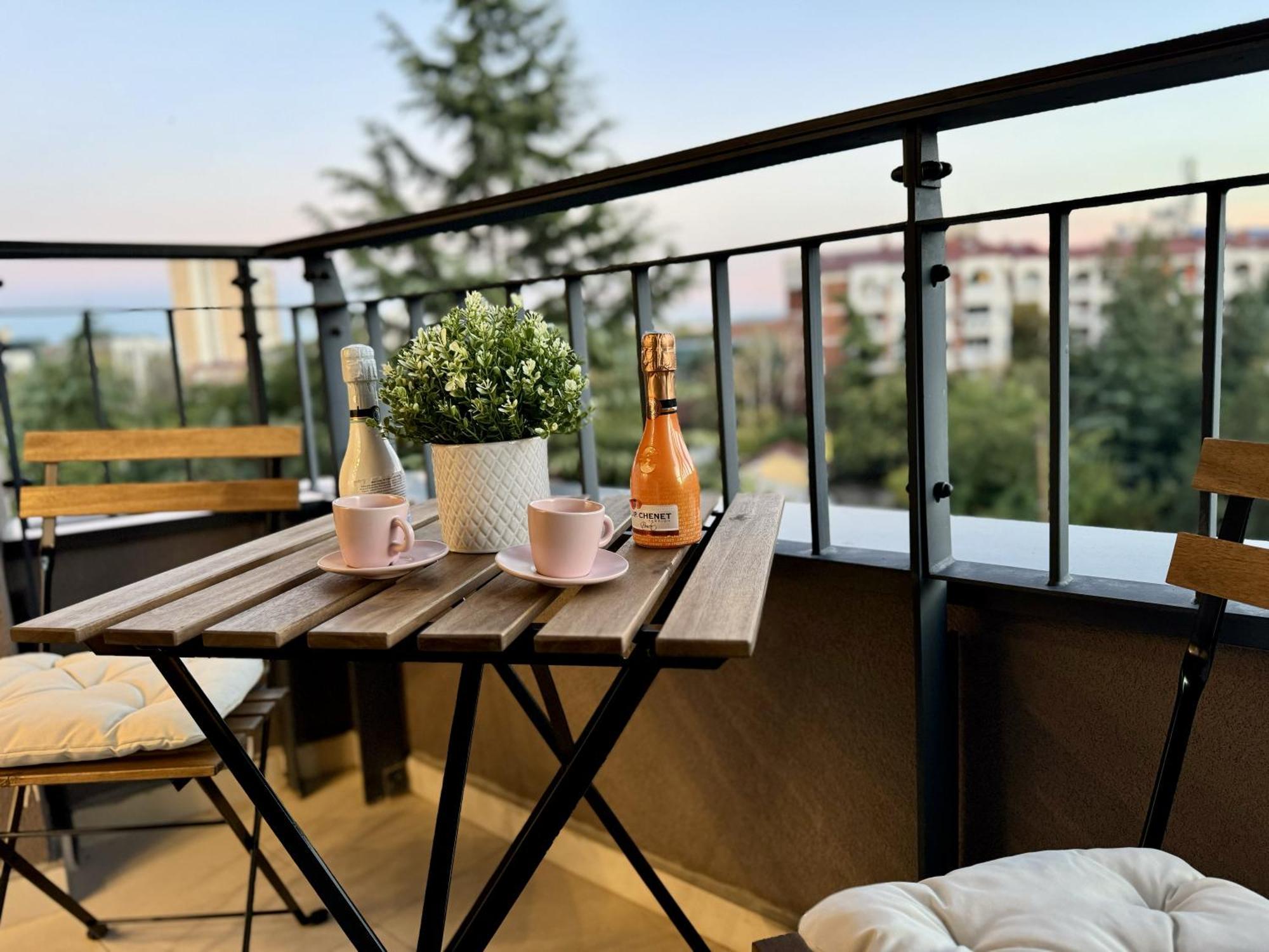 Maria Luxury Apartment Skopje Eksteriør billede